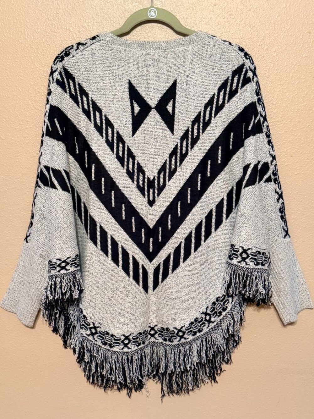 Kate & Mallory Fringe Sweater Poncho Women's Cape Size Medium VINTAGE - Picture 2 of 8